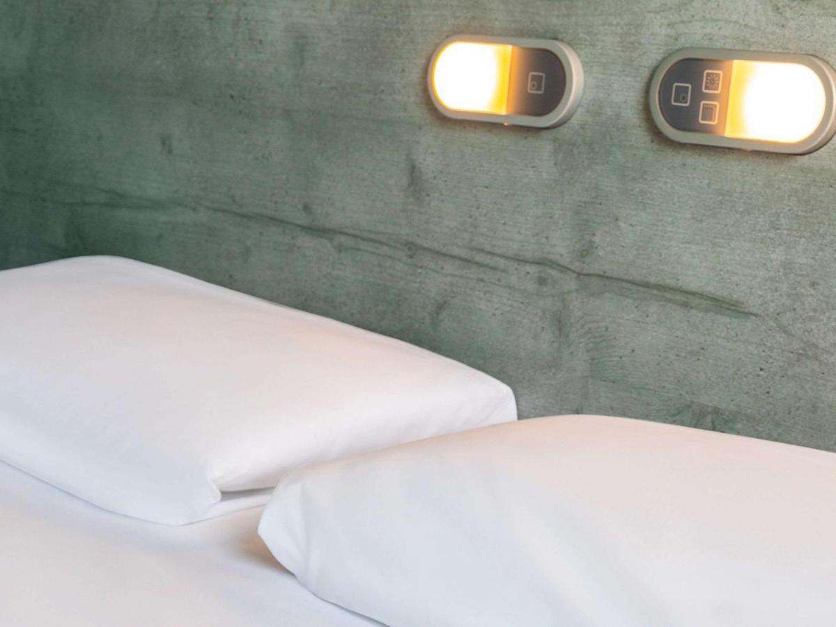 Ibis Budget Meudon Paris Ouest Esterno foto